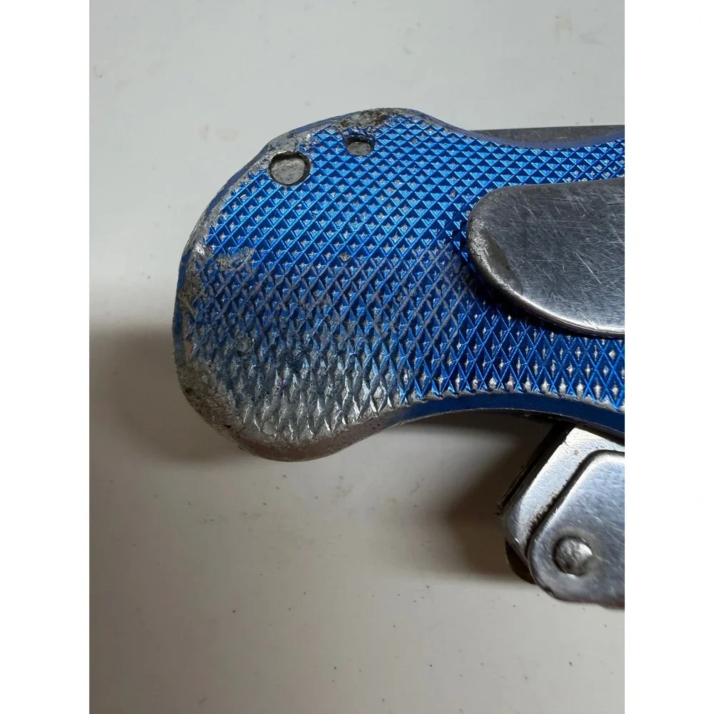 Sheffield Folding Utility Knife Blue Textured Aluminum Handle Pocket Clip